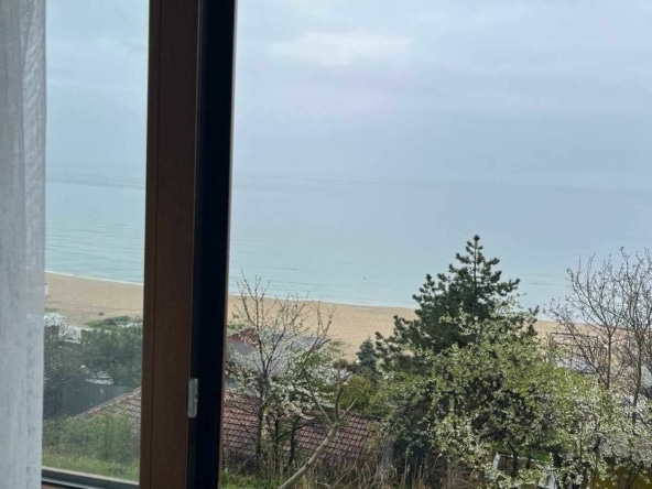 Ален Мак До Плажа Продава Нов Двустаен Апартамент в Нова Сграда с Морска Панорама - 0