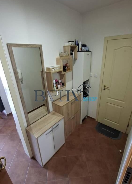 1-стаен - Варна, Цветен - 0