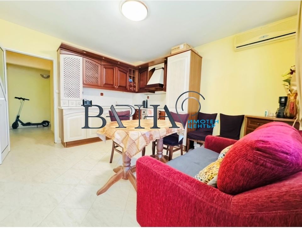 3-стаен - Варна, Лятно кино Тракия - 0