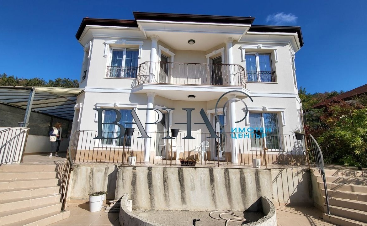 Къща - Варна, област, м-т Манастирски рид - 0