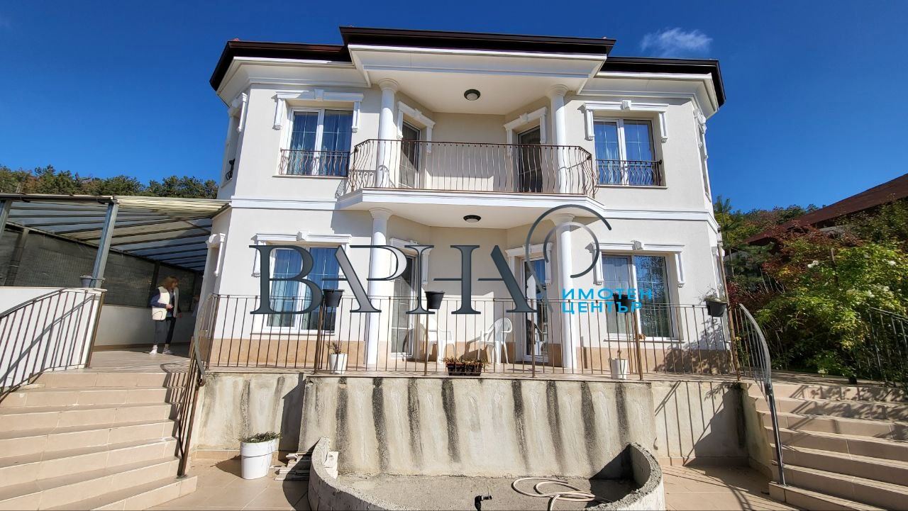 Къща - Варна, област, м-т Манастирски рид - 0