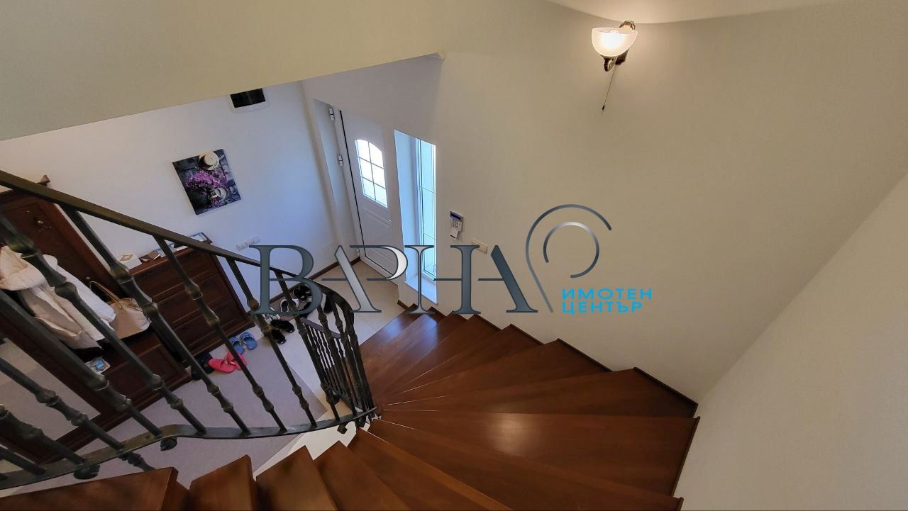 Къща - Варна, област, м-т Манастирски рид - 0