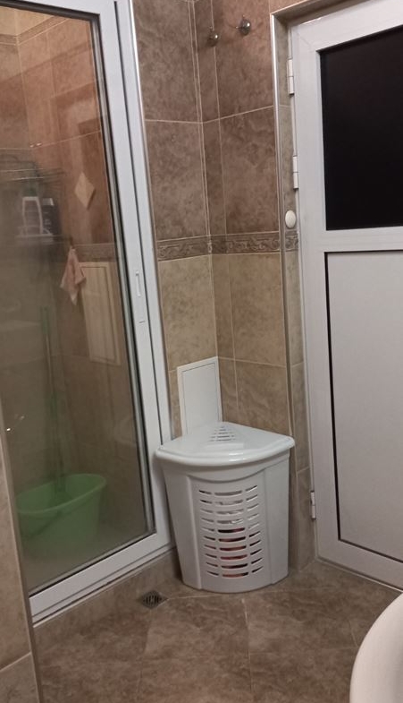 Продава Четиристаен Апартамент Тухлена Сграда - 0