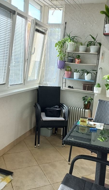 Продава Четиристаен Апартамент Тухлена Сграда - 0