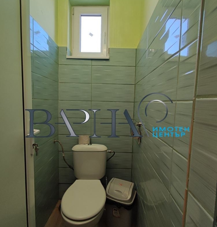 Етаж от къща - Добрич, област, гр.Генерал Тошево - 0