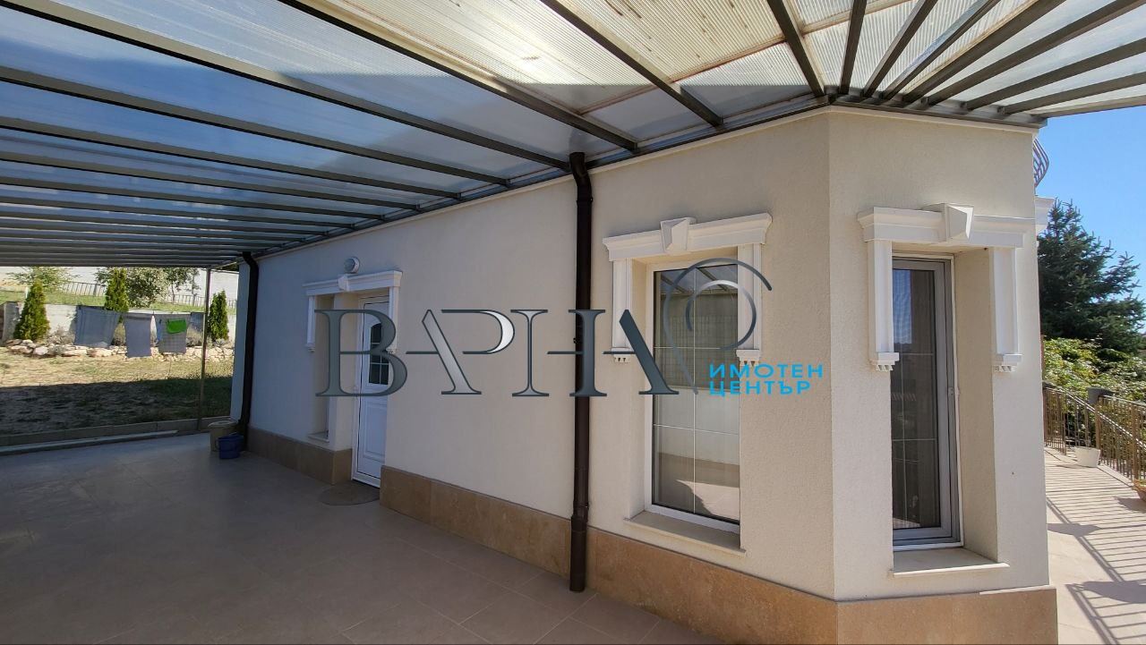 Къща - Варна, област, м-т Манастирски рид - 0