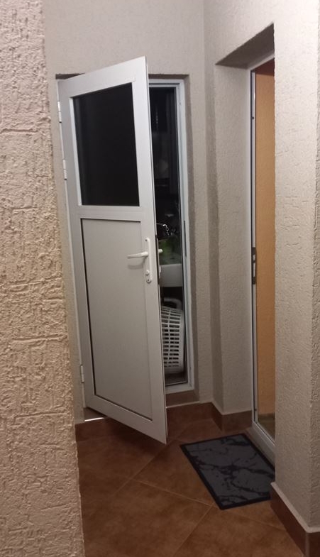 Продава Четиристаен Апартамент Тухлена Сграда - 0