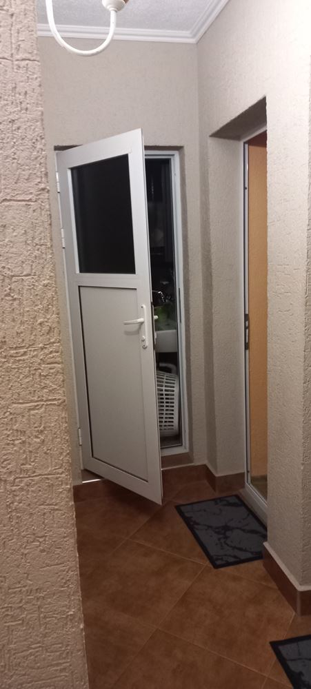 Продава Четиристаен Апартамент Тухлена Сграда - 0