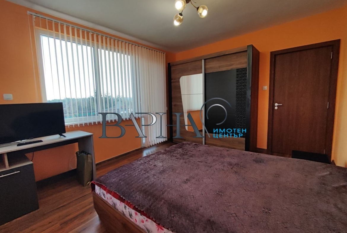 Етаж от къща - Добрич, област, гр.Генерал Тошево - 0