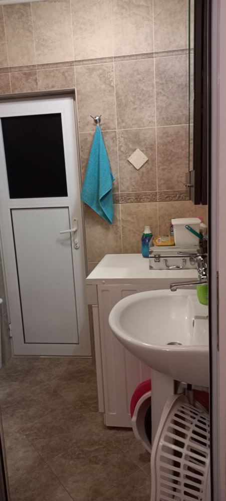 Продава Четиристаен Апартамент Тухлена Сграда - 0