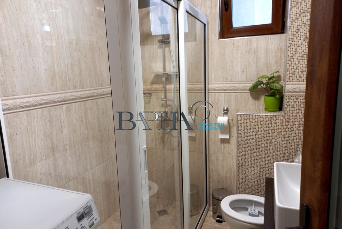 3-стаен - Варна, Лятно кино Тракия - 0