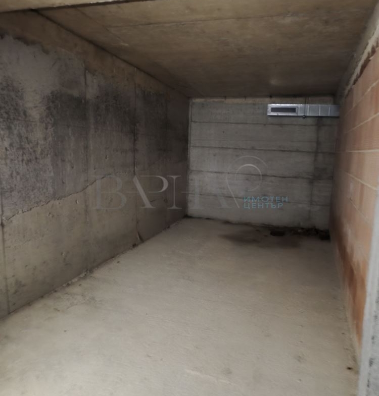 Гараж - Варна, Трошево - 0