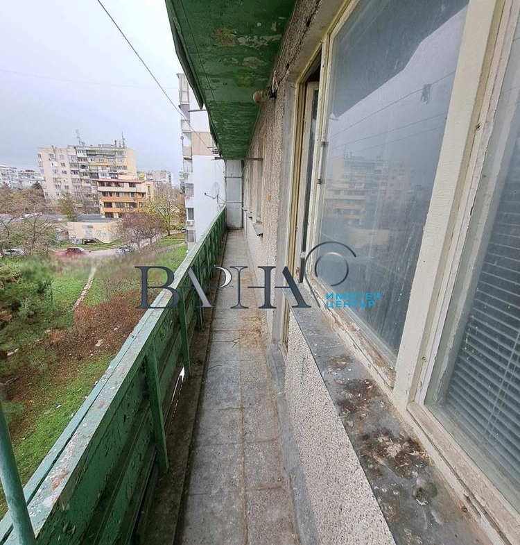 3-стаен - Варна, Младост 1 - 0