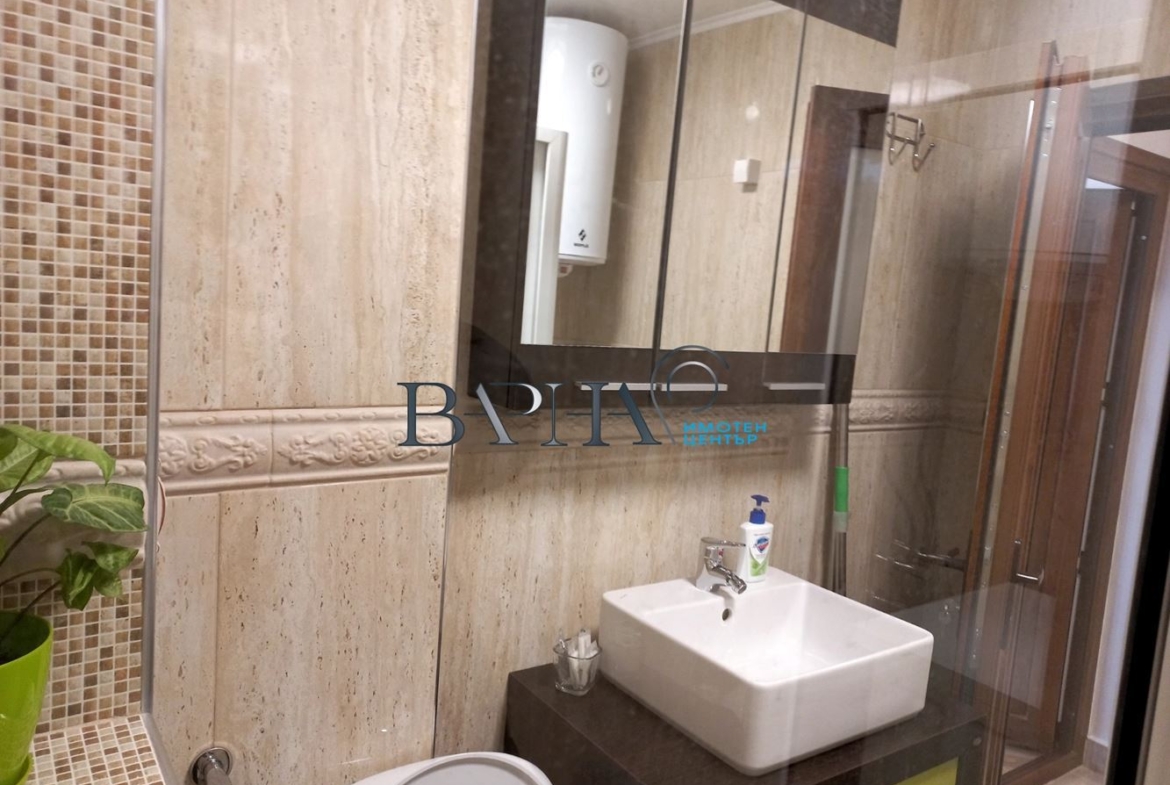 3-стаен - Варна, Лятно кино Тракия - 0