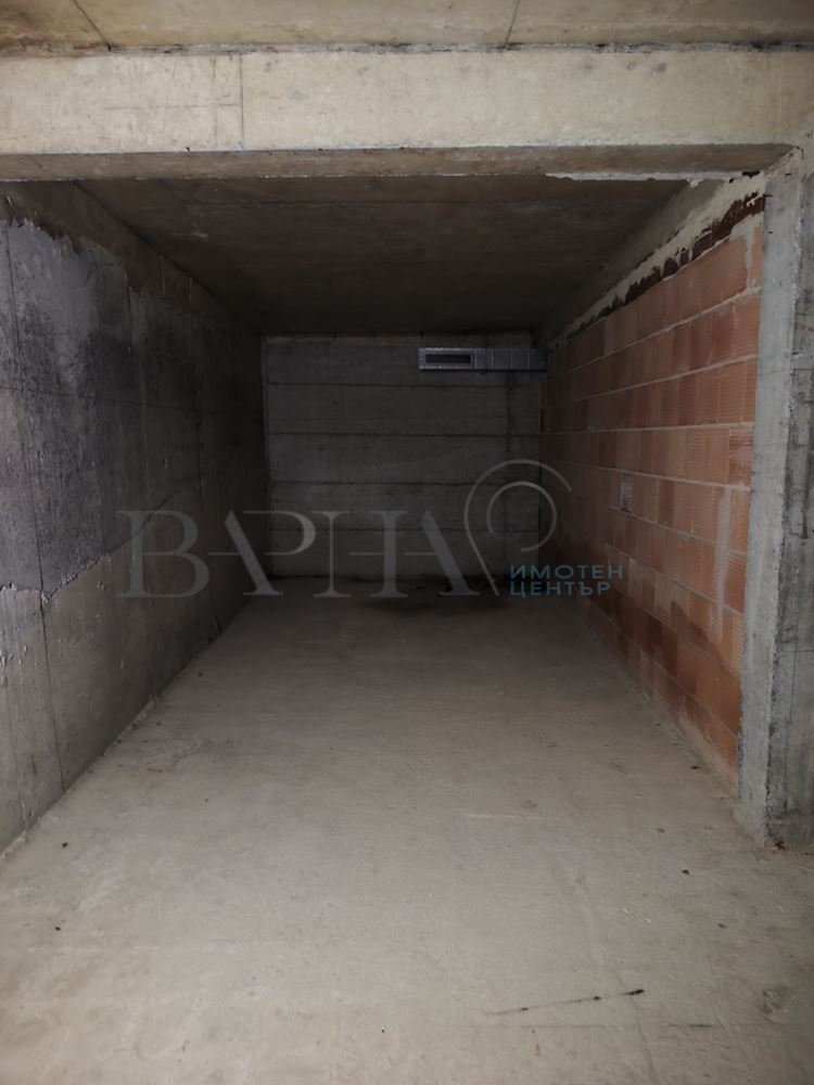 Гараж - Варна, Трошево - 0