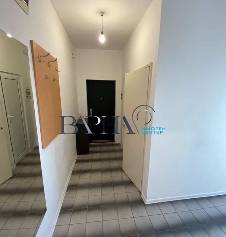 2-стаен - Варна, Младост 2 - 0