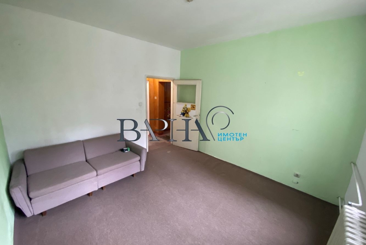 Продава Апартамент Младост Спалня Хол Кухня - 0
