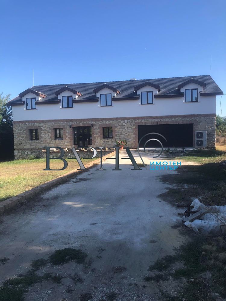 Къща - Варна, област, с.Изгрев - 0