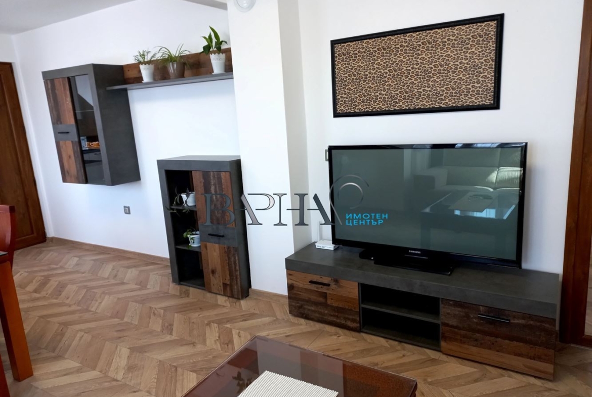 3-стаен - Варна, Лятно кино Тракия - 0