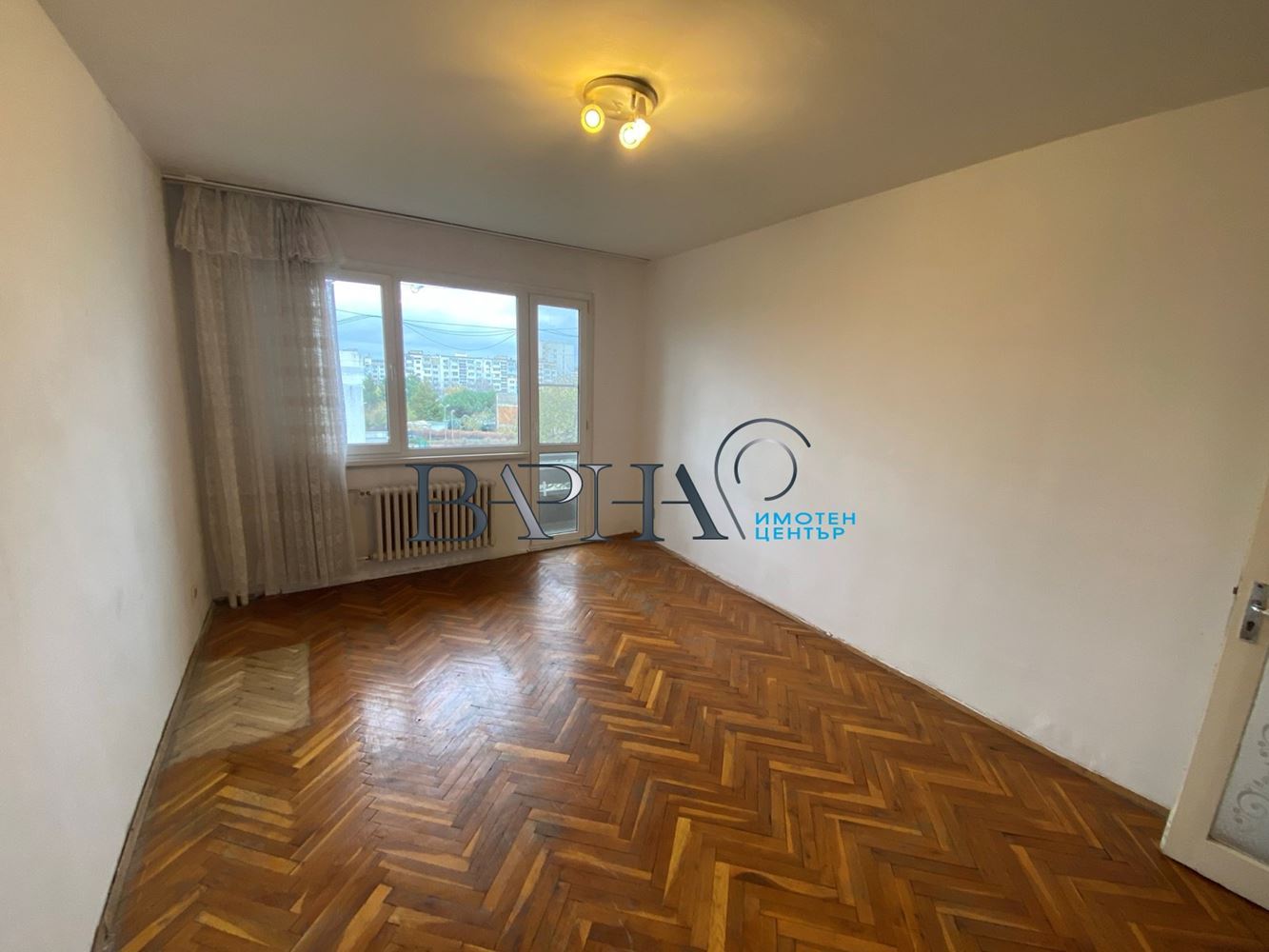 Продава Апартамент Младост Спалня Хол Кухня - 0