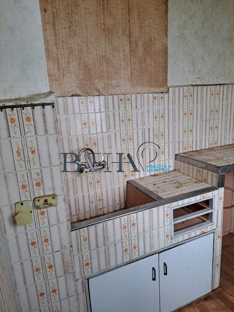 3-стаен - Варна, Младост 1 - 0