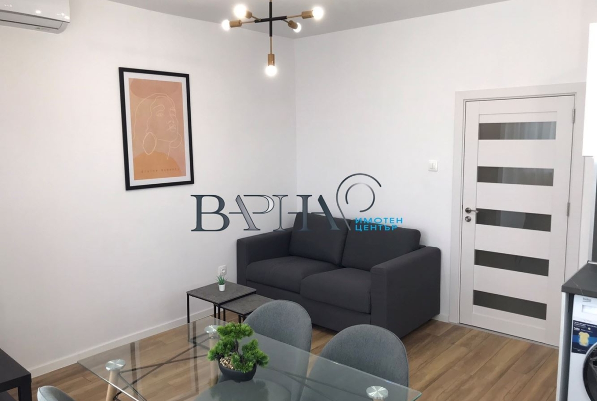 Продава Двустаен Апартамент в кв. Трошево - 0