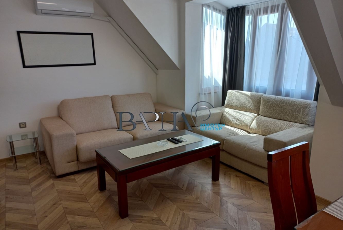 3-стаен - Варна, Лятно кино Тракия - 0