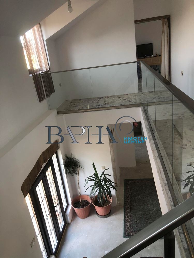 Къща - Варна, област, с.Изгрев - 0