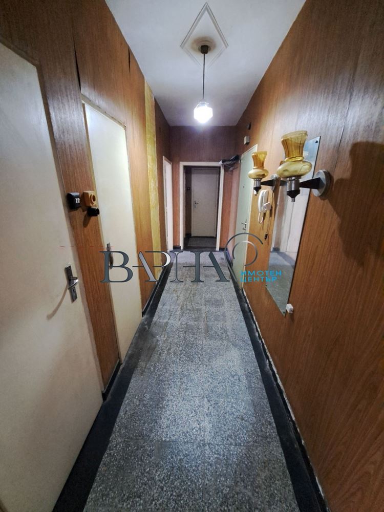 3-стаен - Варна, Младост 1 - 0