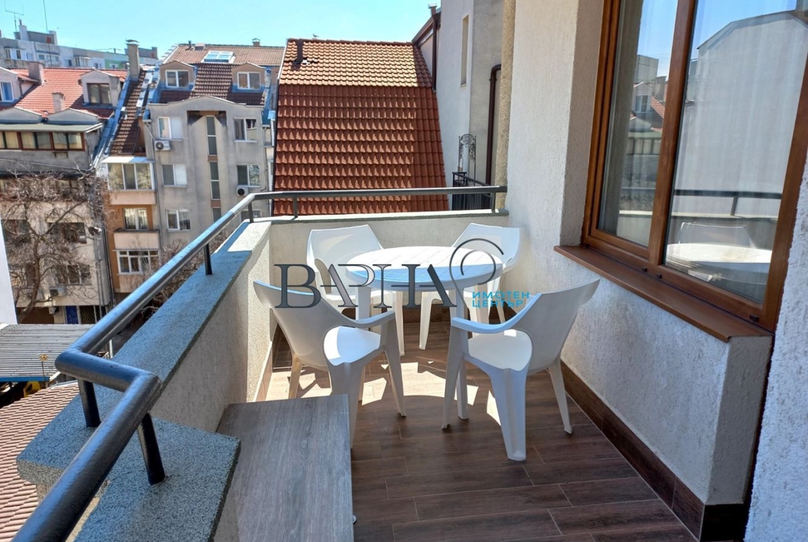 3-стаен - Варна, Лятно кино Тракия - 0