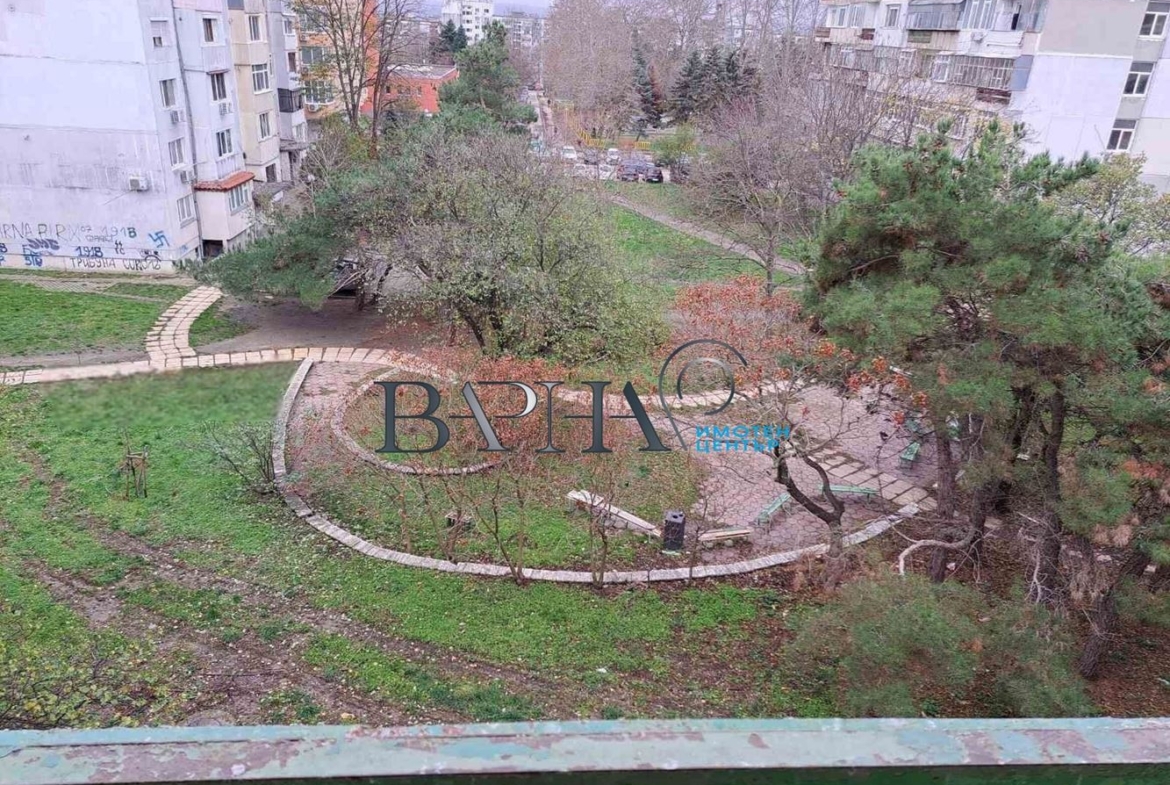 3-стаен - Варна, Младост 1 - 0