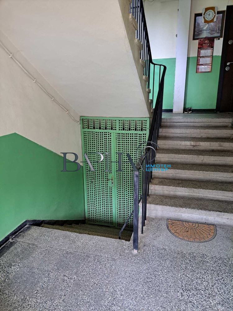 3-стаен - Варна, Младост 1 - 0