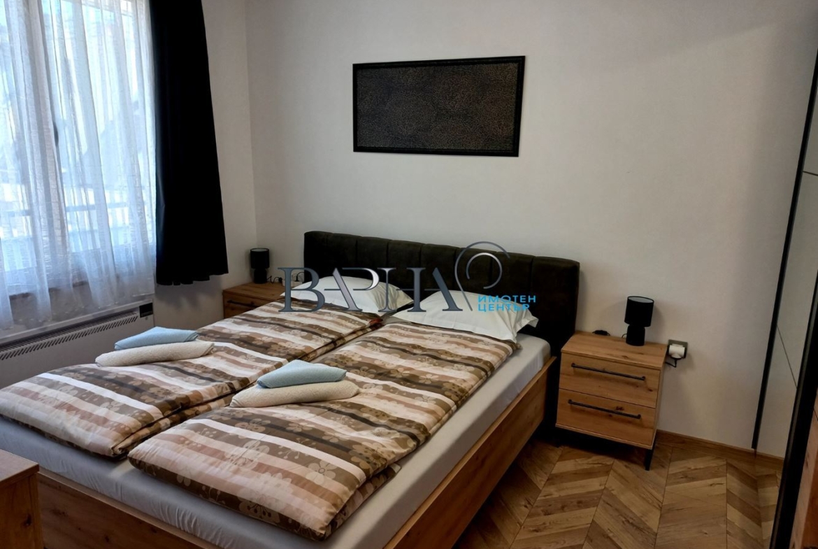 3-стаен - Варна, Лятно кино Тракия - 0