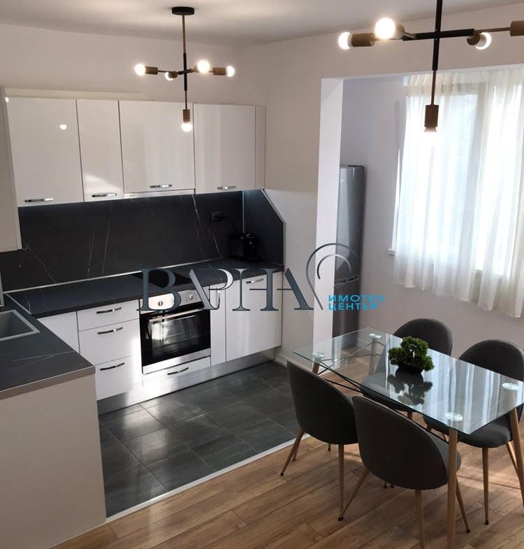 Продава Двустаен Апартамент в кв. Трошево - 0