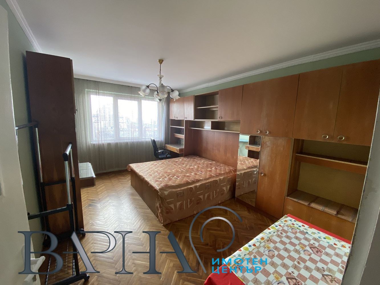 3-стаен - Варна, Генералите - 0