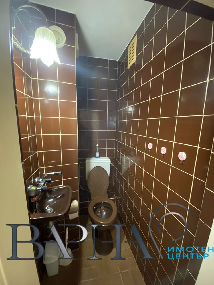 3-стаен - Варна, Генералите - 0