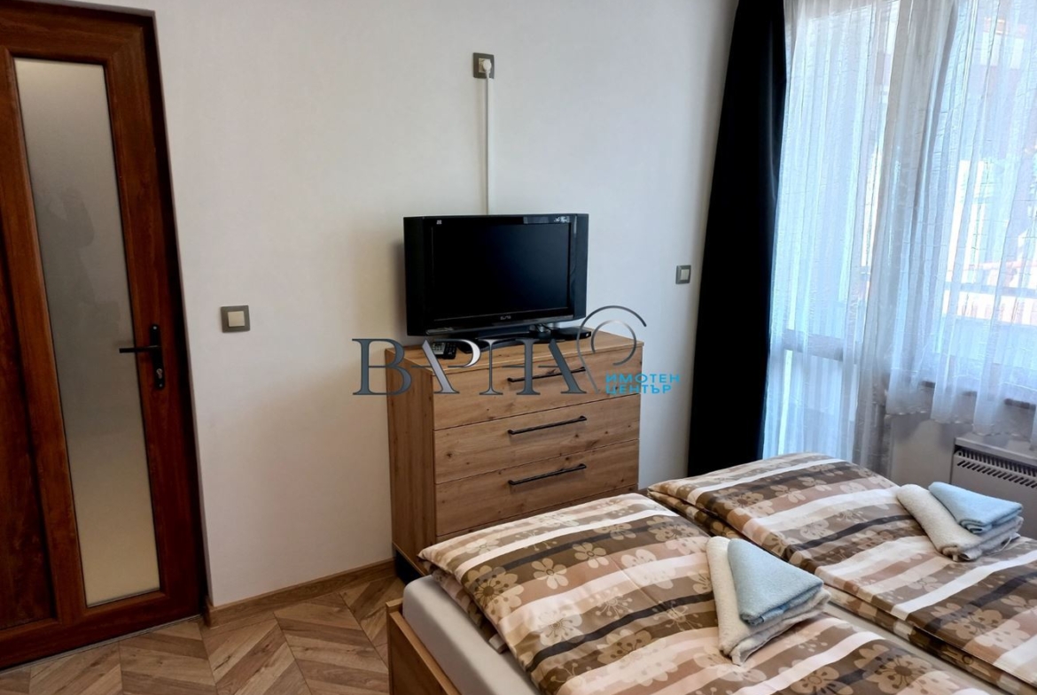 3-стаен - Варна, Лятно кино Тракия - 0