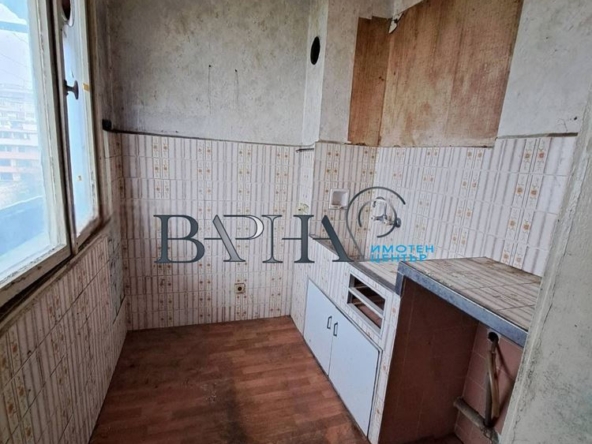 3-стаен - Варна, Младост 1 - 0