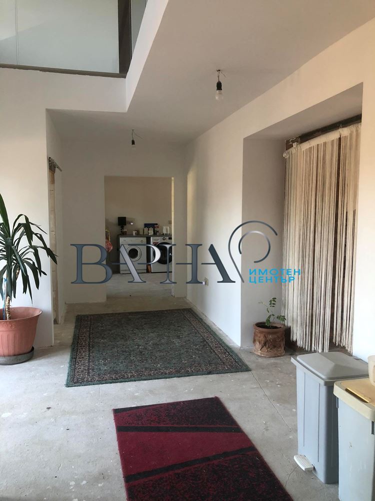 Къща - Варна, област, с.Изгрев - 0