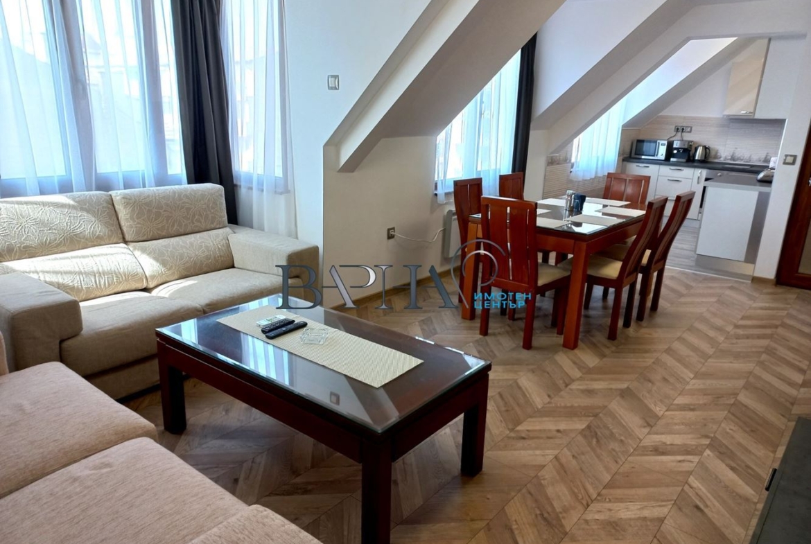 3-стаен - Варна, Лятно кино Тракия - 0