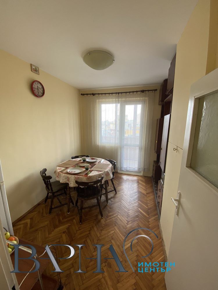 3-стаен - Варна, Генералите - 0