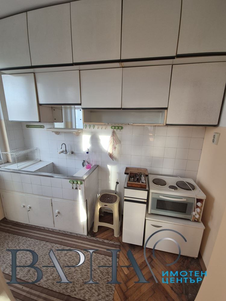 3-стаен - Варна, Колхозен пазар - 0