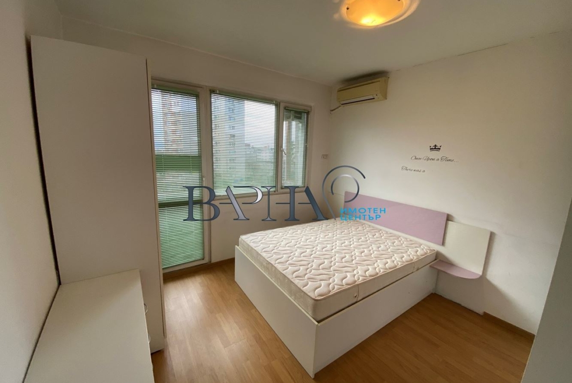 Продава Тристаен Апартамент Панелен Блок Трошево - 0