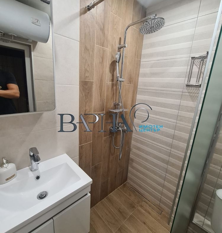 2-стаен - Варна, Генералите - 0