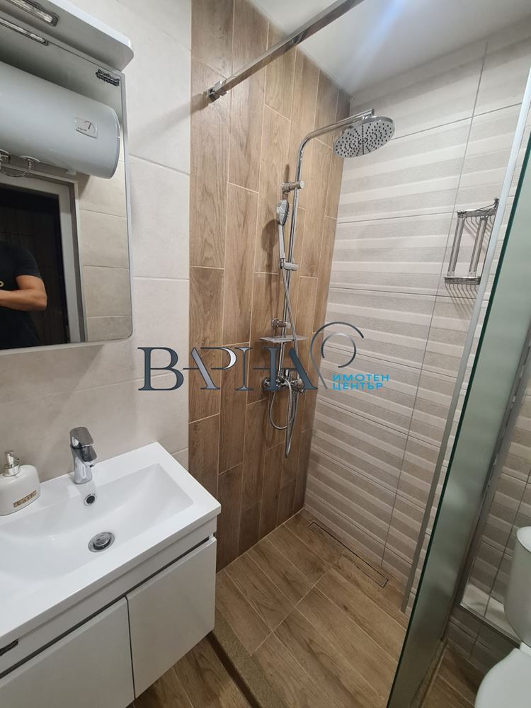 2-стаен - Варна, Генералите - 0