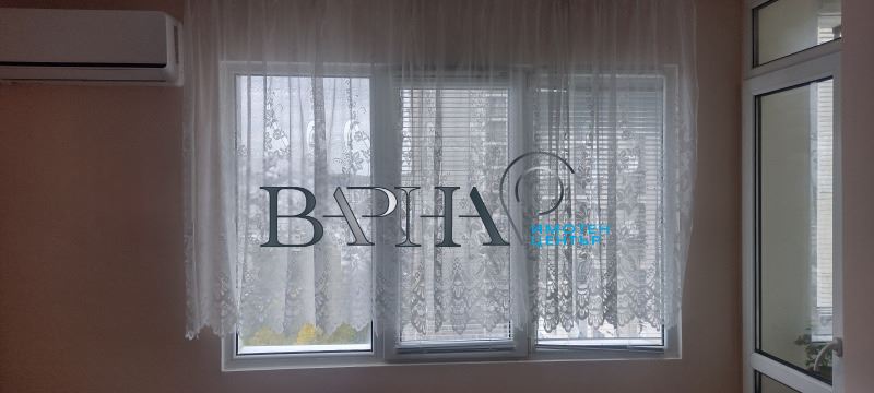 Продава Гарсониера След Ремонт в кв. Владиславово - 0