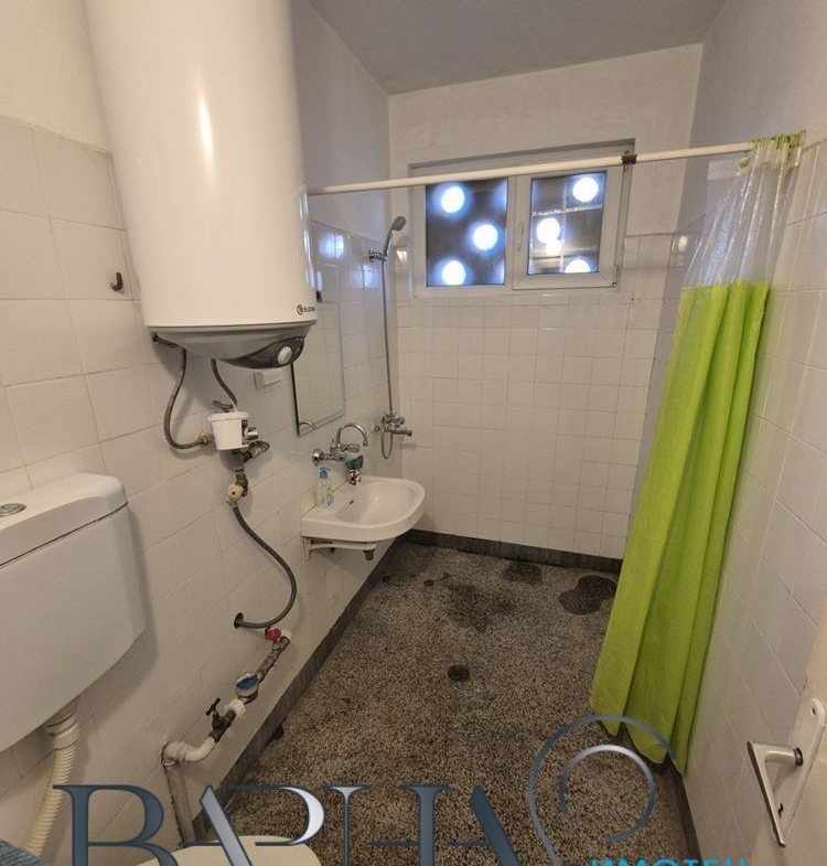 3-стаен - Варна, Колхозен пазар - 0