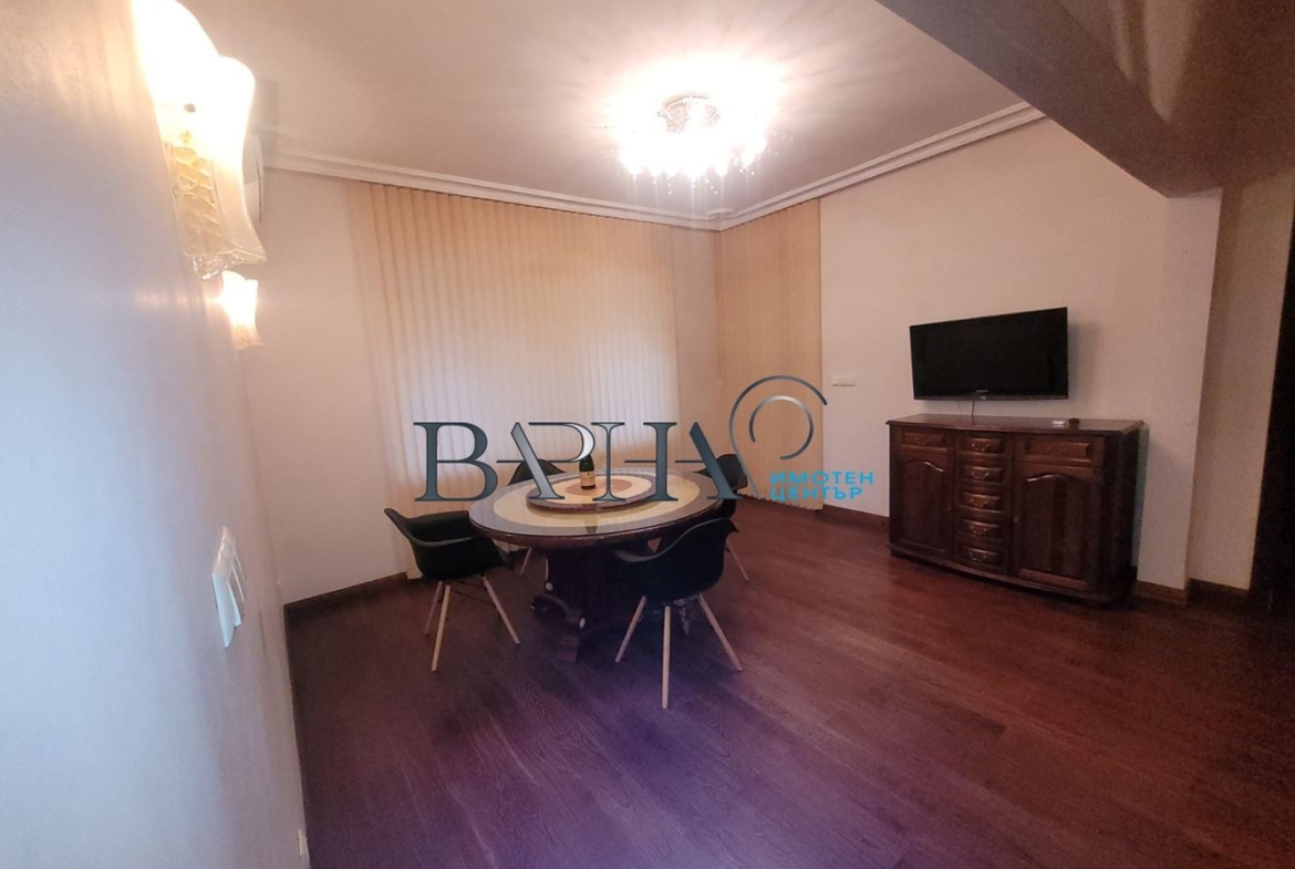 3-стаен - Варна, Гръцка махала - 0