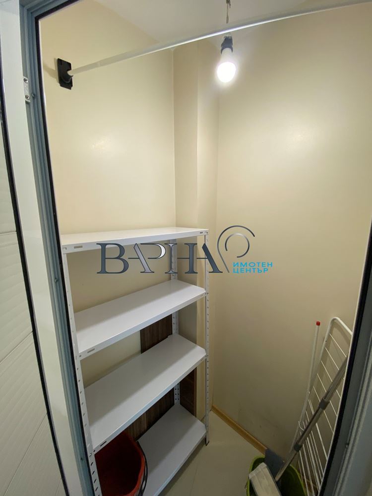 4-стаен - Варна, Погребите - 0