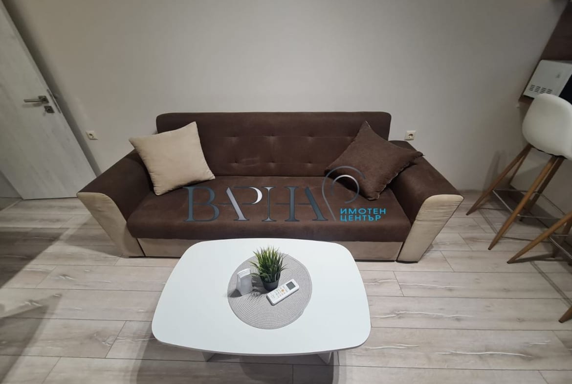 2-стаен - Варна, Генералите - 0